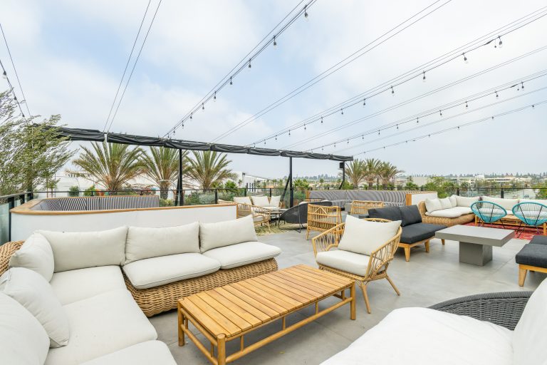 Rooftop Bar and Restaurant in Inglewood, CA